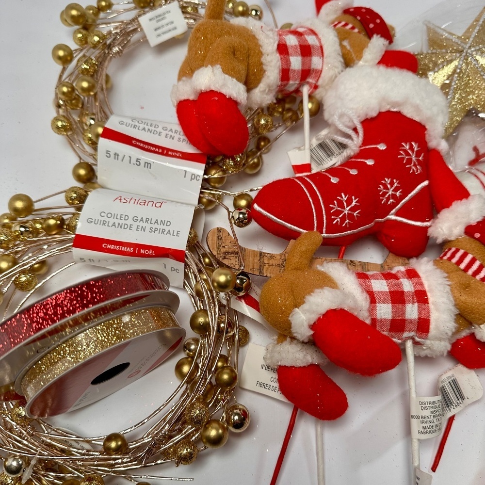Christmas Craft Bundle 🎁 Reindeer Picks • Garland • Ribbon